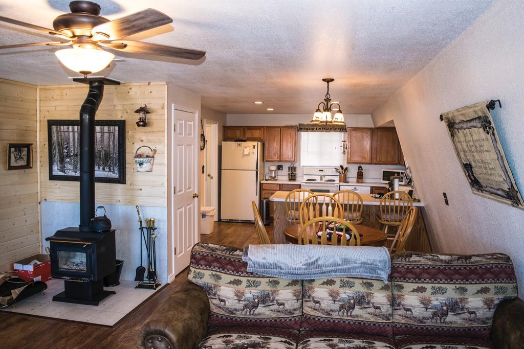 Aspen Meadow Cabin Villa Duck Creek Village Bagian luar foto